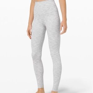 Wunder Under Super High-Rise Tight 28" 
Luxtreme